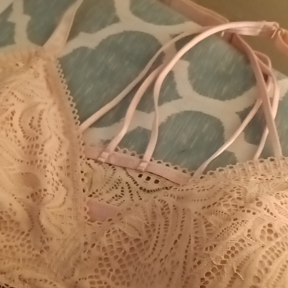 Bra - Picture 2 of 5